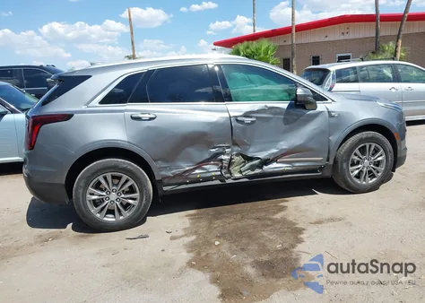 2021 Cadillac Xt5 Fwd Premium Luxury z USA, uszkodzony, nr VIN 1GYKNCRS4MZ156814